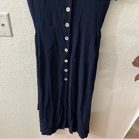 Aritzia Wilfred Button Down Dress

Size xs - Picture 7 of 13